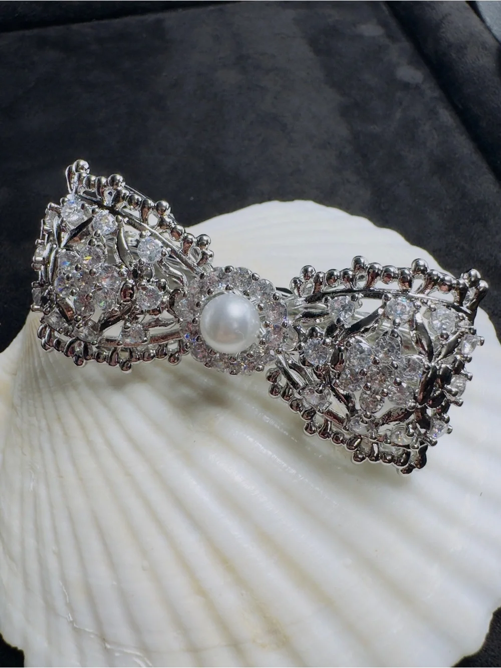 N/A elegant silver